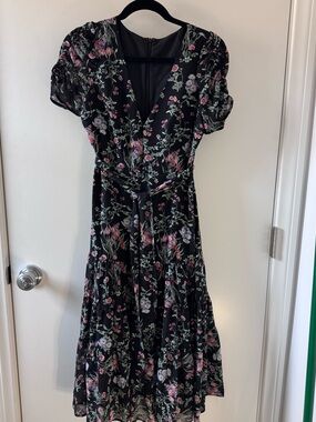Black Floral V-Neck Midi Dress with Puff Sleeves